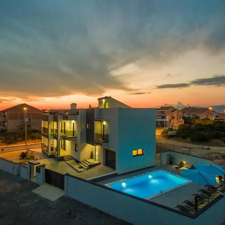 Nika Zadarvillas * Zadar