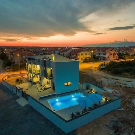 Nika Zadarvillas Villa